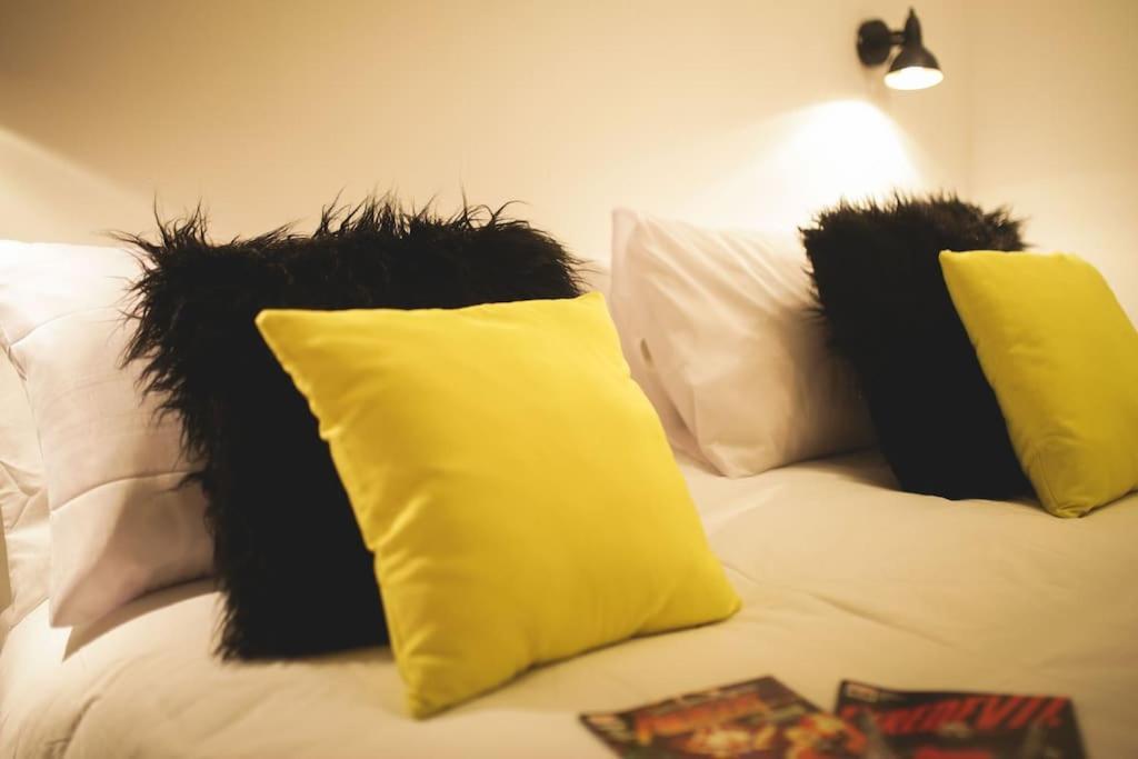 Games And Movies Lounge 7 Bed City Centre Apartment Newcastle upon Tyne Exterior photo